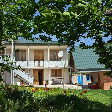 Greenhill - Your Guesthouse In Ubisa Екстериор снимка