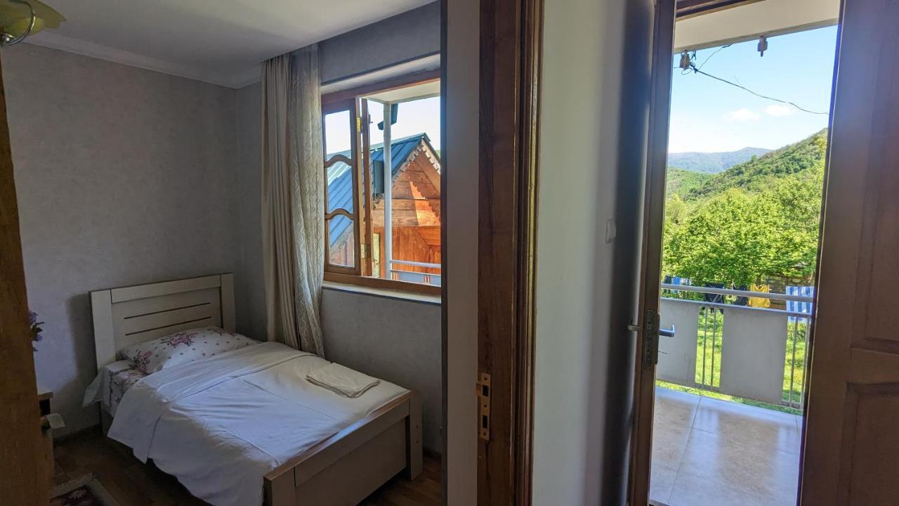 Greenhill - Your Guesthouse In Ubisa Екстериор снимка